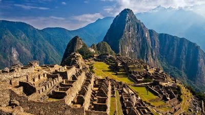 1024px-Machu_Picchu_Peru-1.jpg